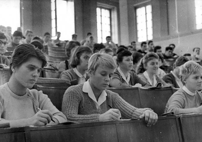 Studenten im Hörsaal